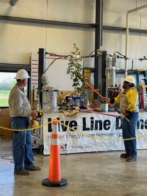 Live line demonstration - WTRE Radio